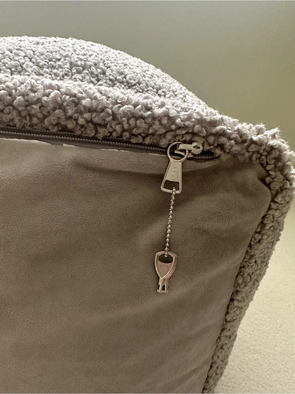 Pottery Barn Cozy Teddy Faux Fur Pouf